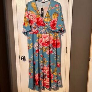 Lily Floral Midi Dress in Blue and Pink Women’s 4XL